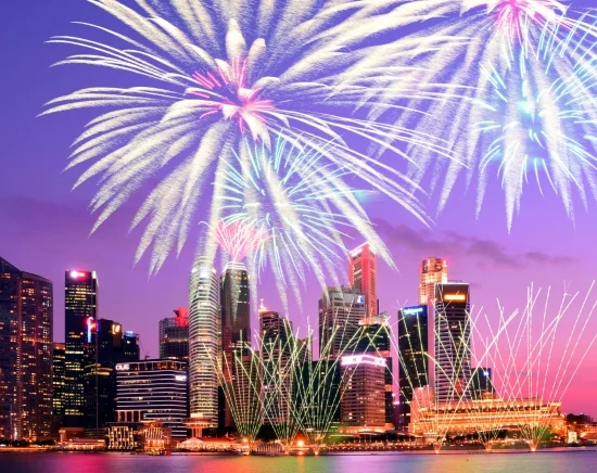 2026年を迎える特別な瞬間！席数限定！名店「レッドハウス」で味わうシンガポール名物・チリクラブと豪華ディナー + 大晦日　カウントダウンリバーボート